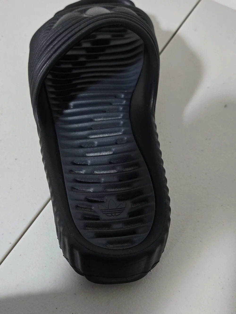 Adidas Men's Black Ribbed Slide Sandals - Lightweight Size 7-8